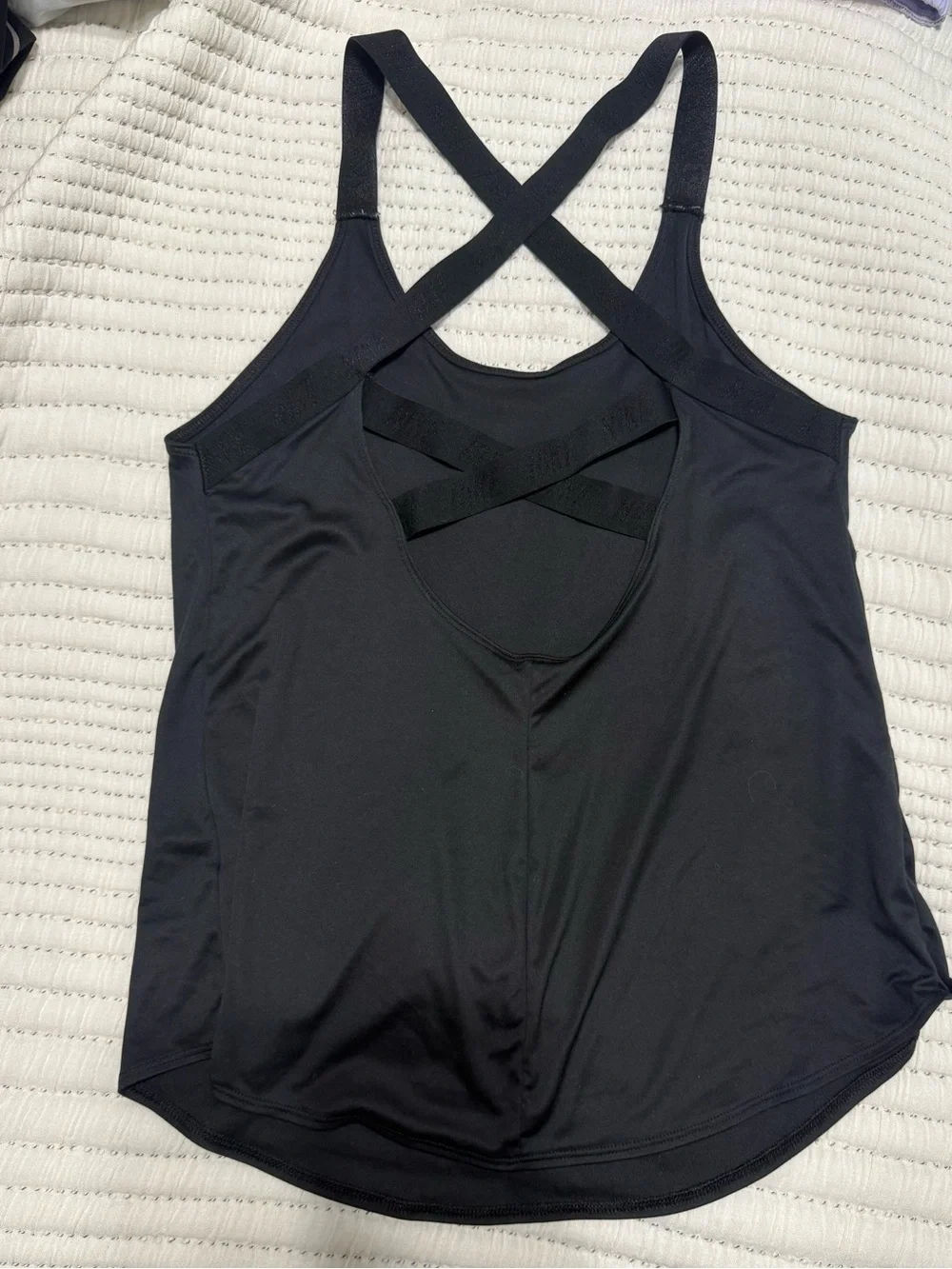 Nike Black Dri-FIT Performance Tank Top Medium